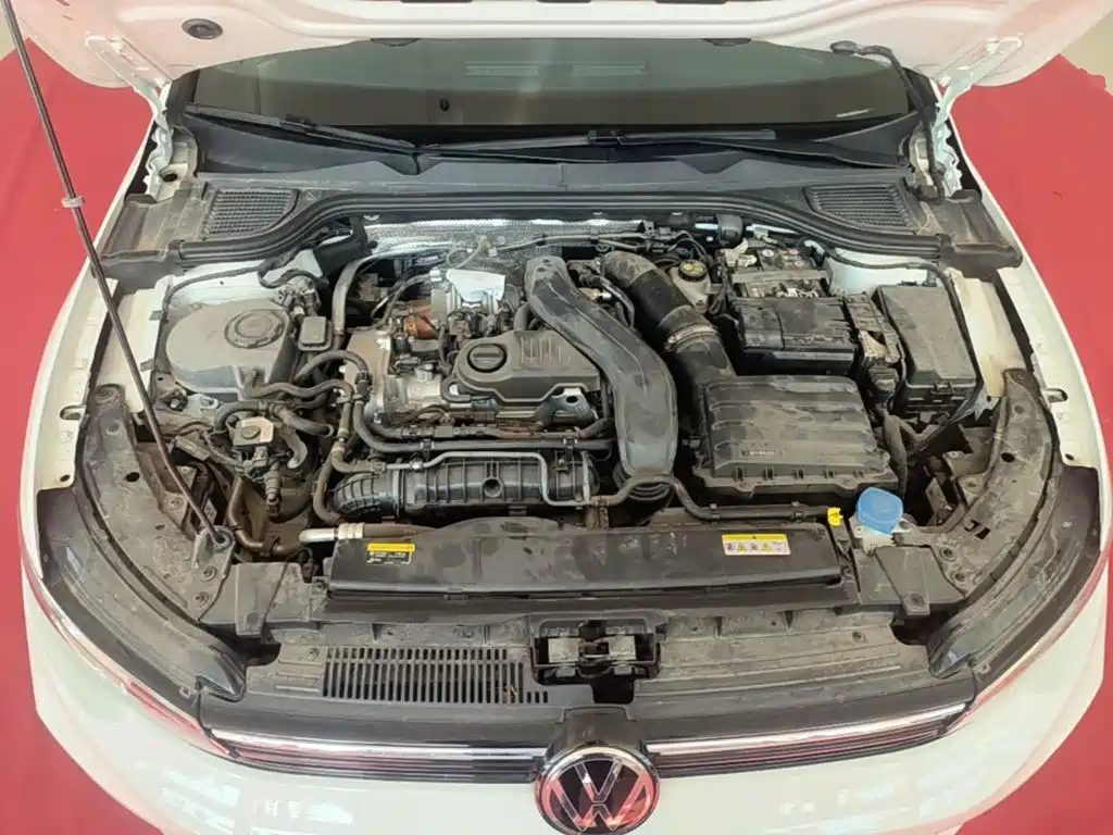 Volkswagen Golf 2025 2025 300TSI Pro