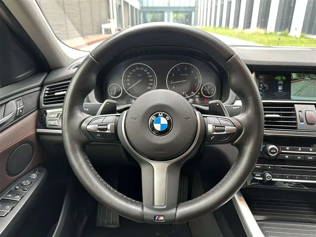 BMW X4 2016 Model xDrive20i M Sport фото 15