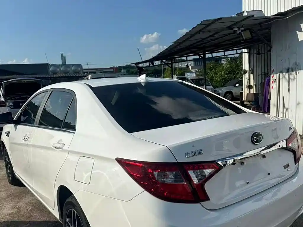 BYD G5 2015 2014 1.5TID Automatic Luxury