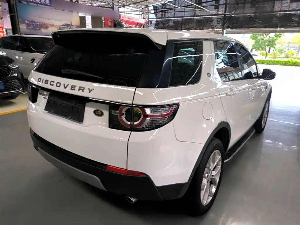 Land Rover Discovery Sport 2019 240PS HSE Edition China VI фото 7