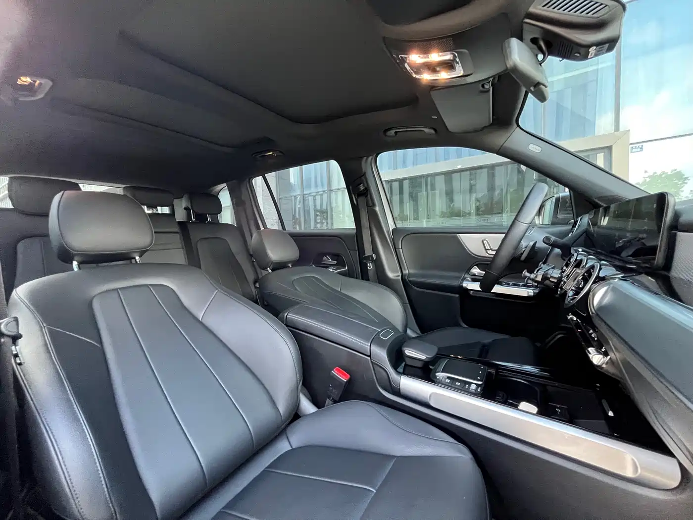 Mercedes-Benz GLB 2023 GLB 200 Dynamic фото 13