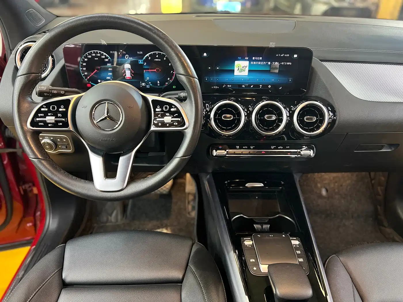 Mercedes-Benz GLA 2022 Facelift II GLA 200 фото 15