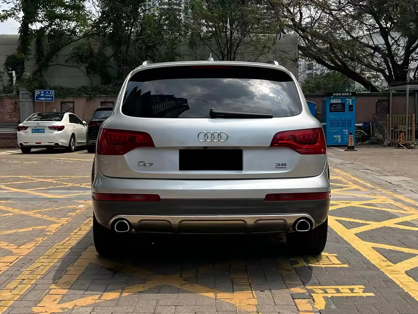 Audi Q7 2010 3.6 FSI Comfort Off-road Limited Edition фото 10