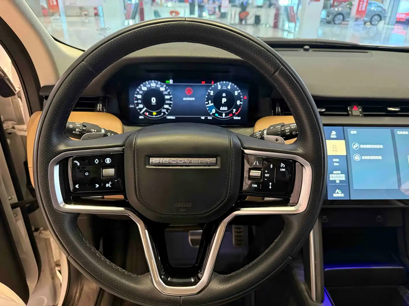 Land Rover Discovery Sport 2024 Luxury Custom Edition фото 14