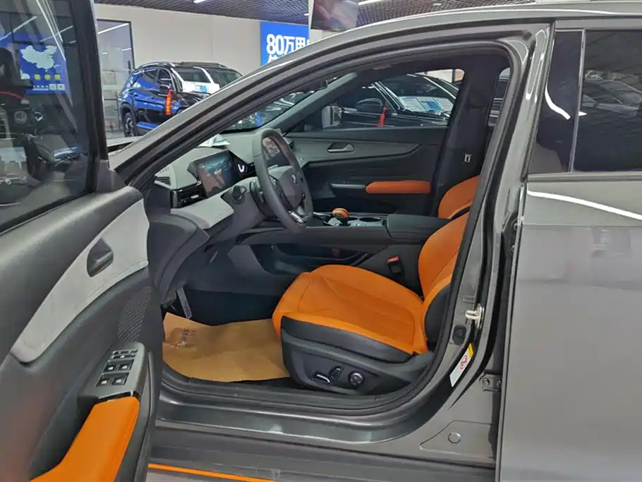 CHANGAN UNI-V
