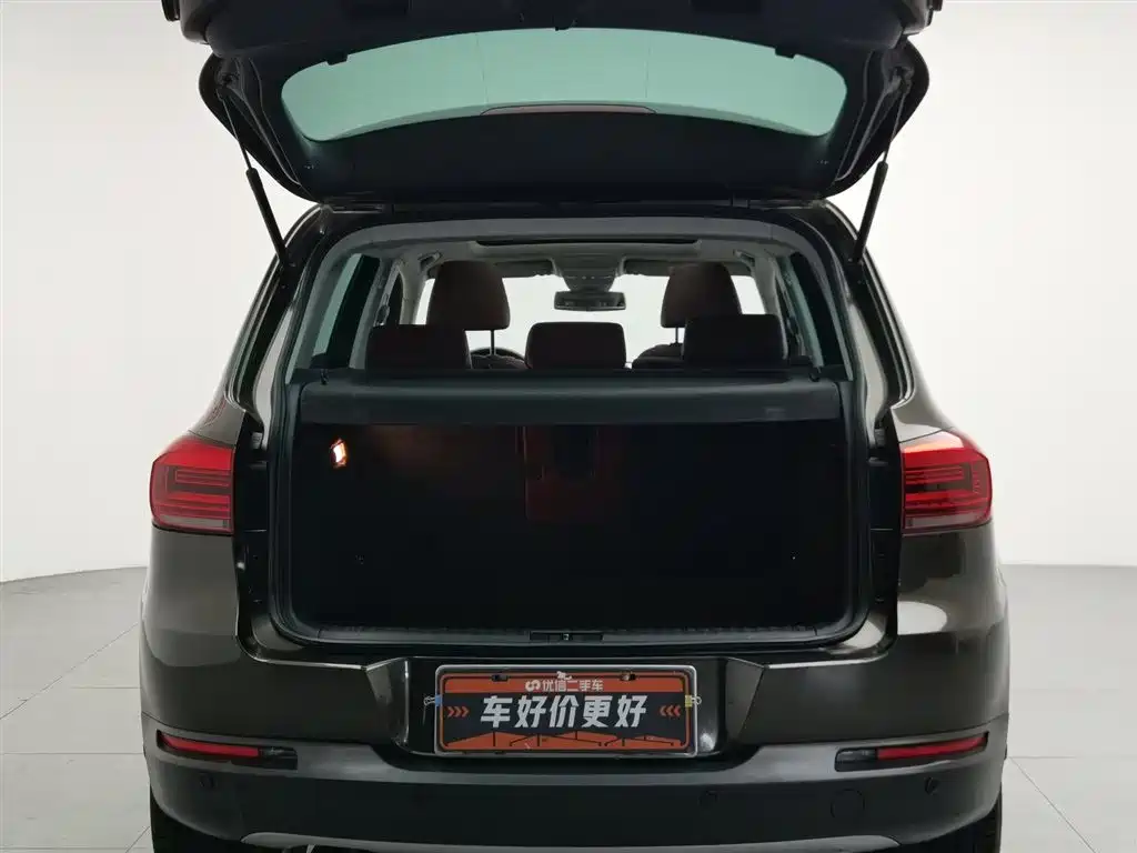 Volkswagen Tiguan 2015 2.0TSI Automatic 4WD Flagship фото 16