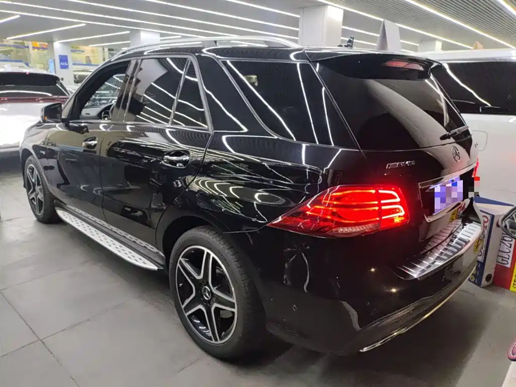Mercedes-Benz GLE AMG 2017 AMG GLE 43 4MATIC фото 23