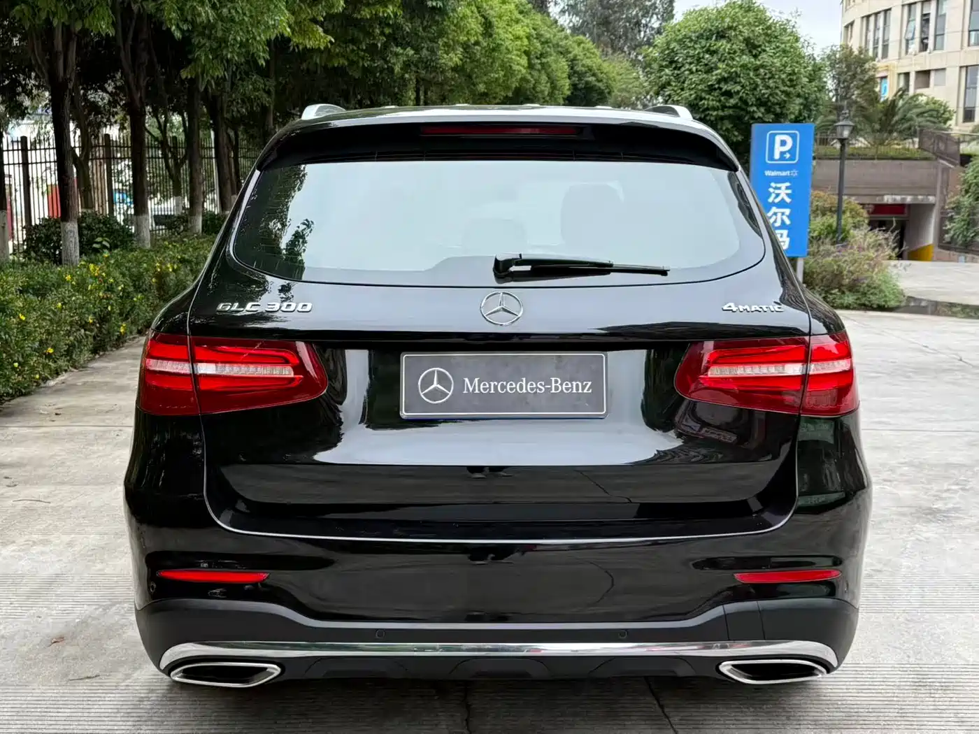Mercedes-Benz GLC 2017 GLC 300 4MATIC Luxury фото 39