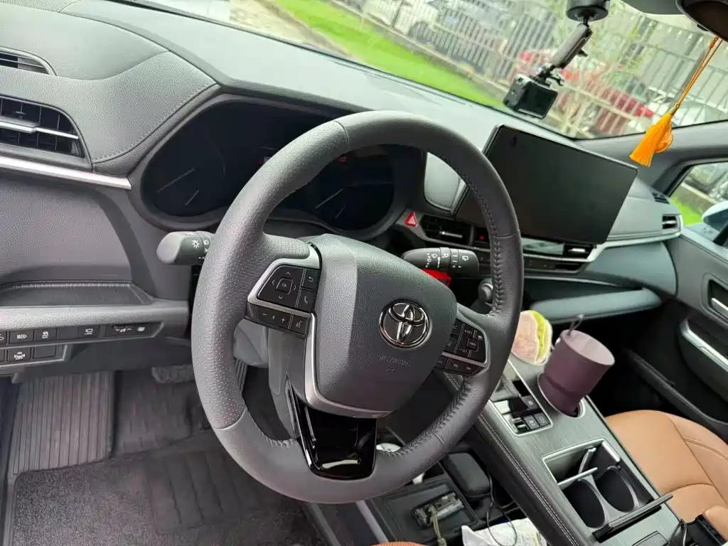 2026 Toyota Sienna