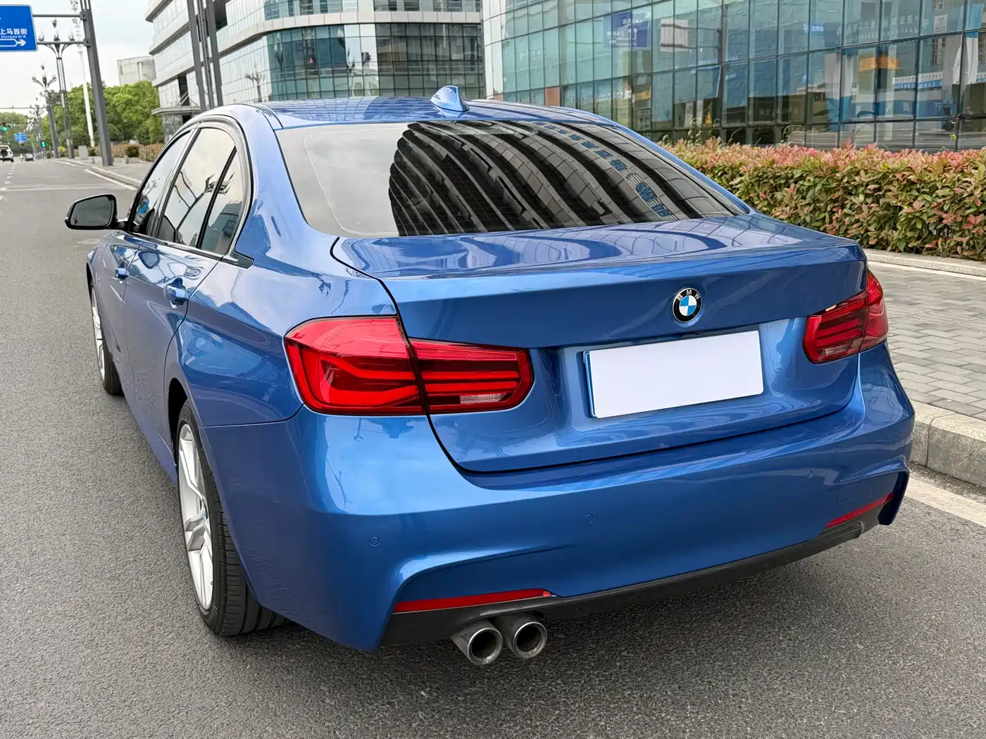 BMW 3 Series 2018 320Li Leading M Sport Package фото 15