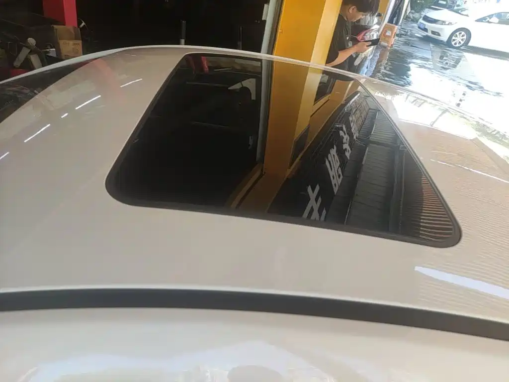 MG GT 2018 2016 Model 1.5L Automatic Premium Luxury Edition