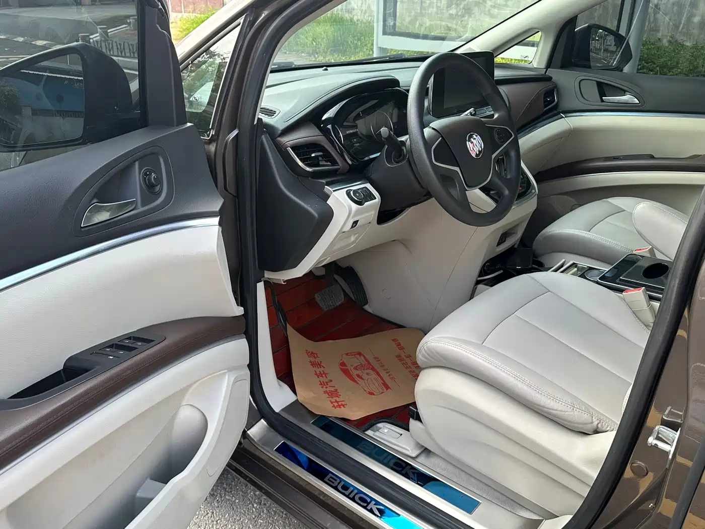 Buick GL8 2021 Land Business Class 652T Comfort фото 7