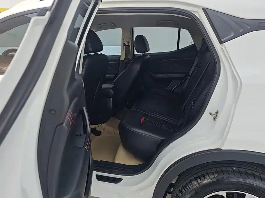 Soueast DX3 2017 2016 1.5L Manual Luxury