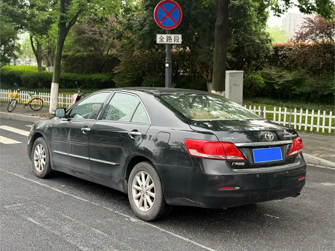 Toyota Camry 2013 200G Classic Luxury Edition фото 13