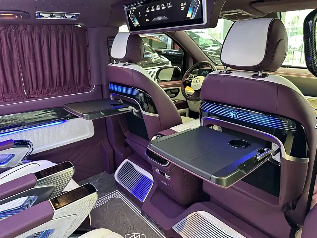 Mercedes-Benz Vito 2024 2.0T Elite Edition 7-Seater фото 14