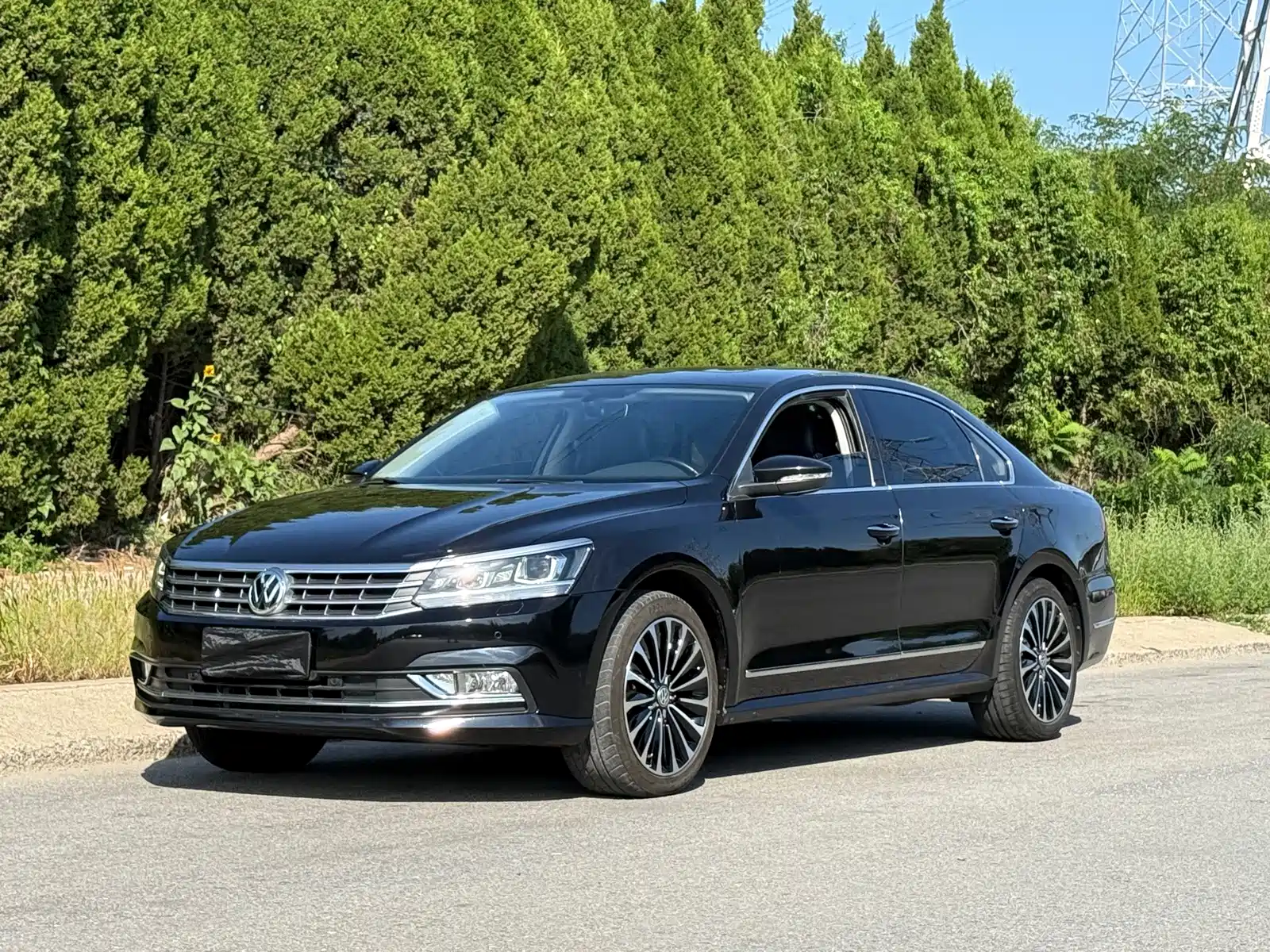 Фото 1 - Volkswagen Passat