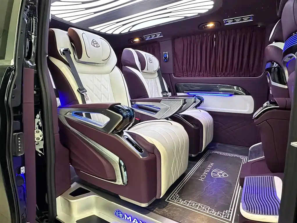 Mercedes-Benz Vito 2024 2.0T Elite Edition 7-Seater фото 19