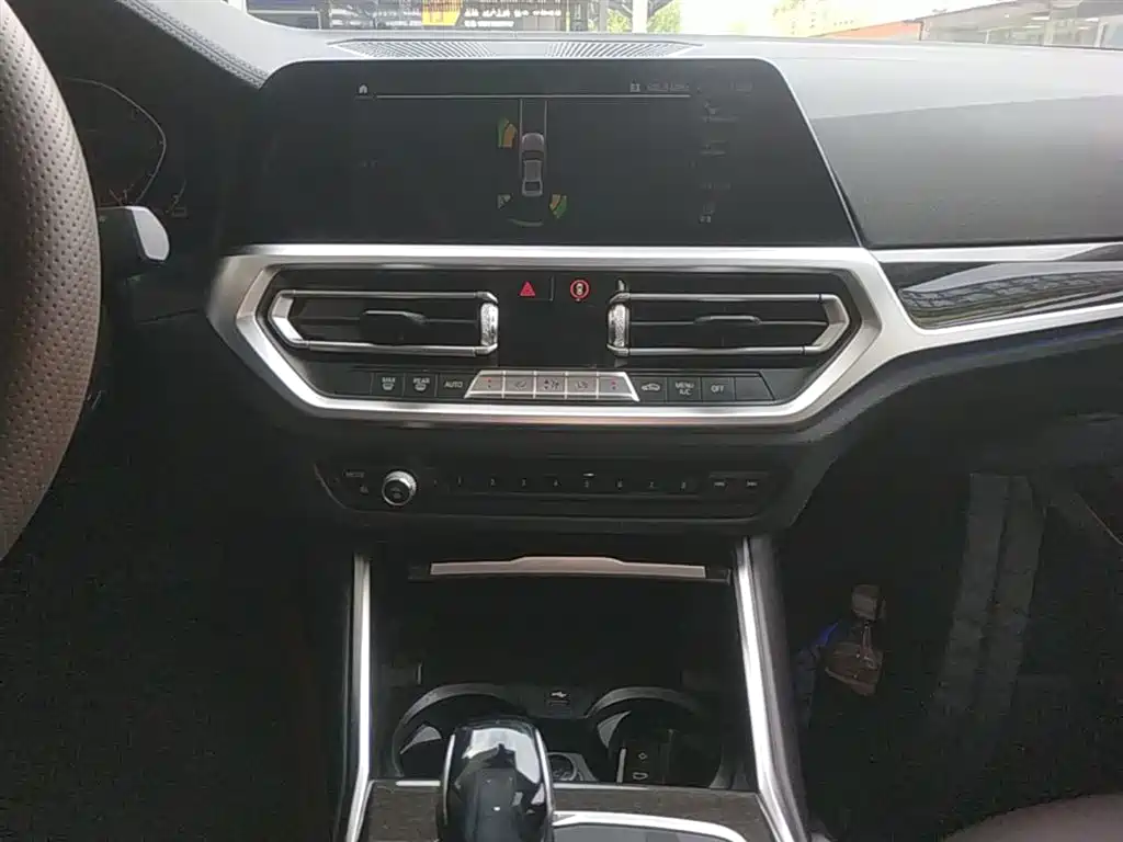 BMW 3 Series 2021 325Li M Sport Package фото 13