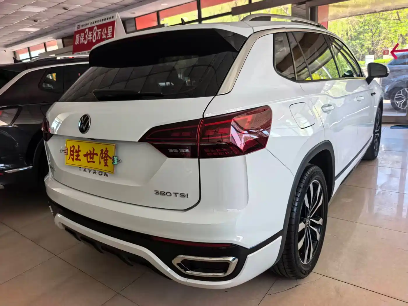Volkswagen Tayron 2022 380TSI 4WD R-Line Smart Connect Edition фото 5