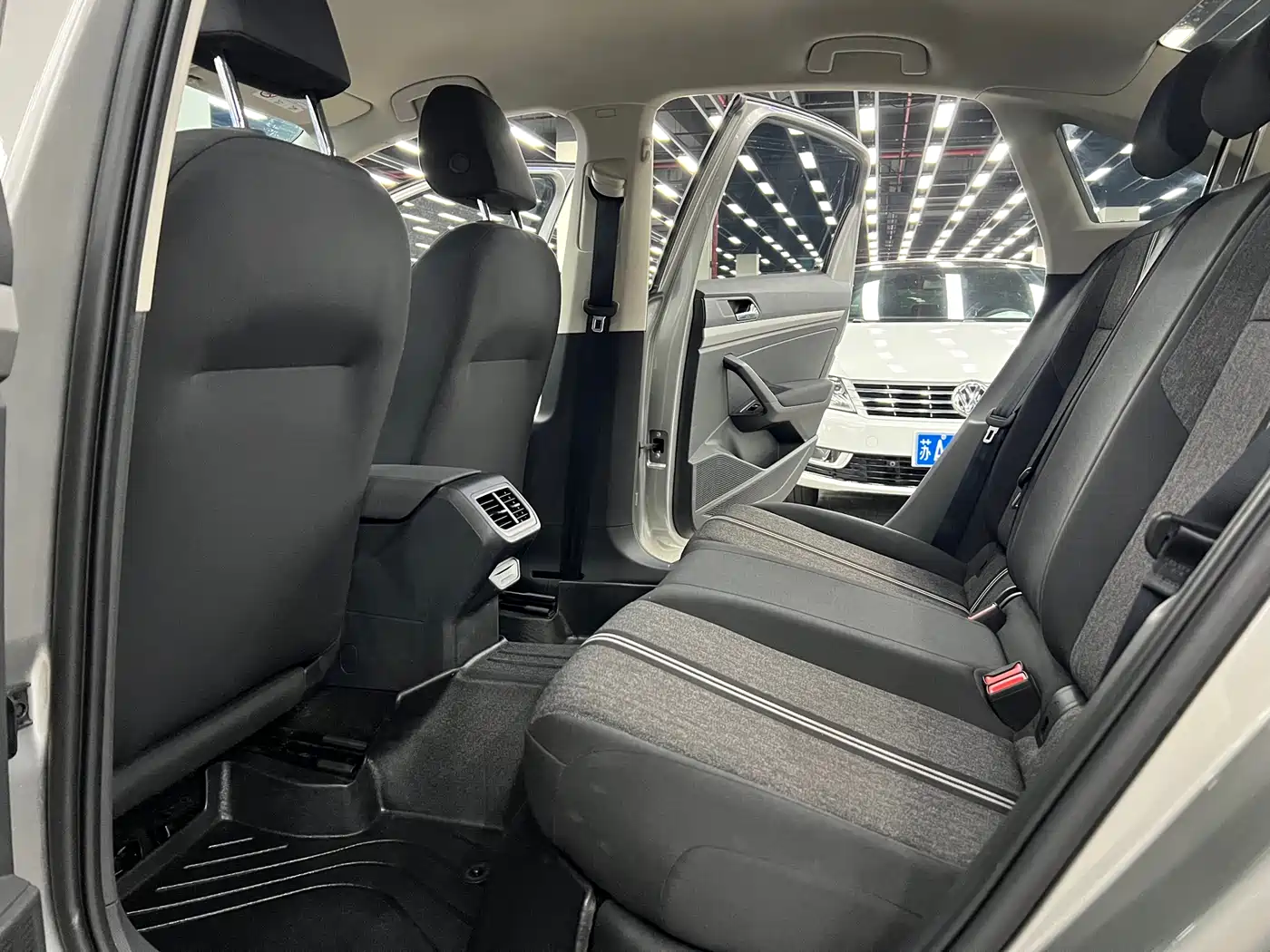Volkswagen Lavida 2021 1.5L Automatic Trend Edition фото 22