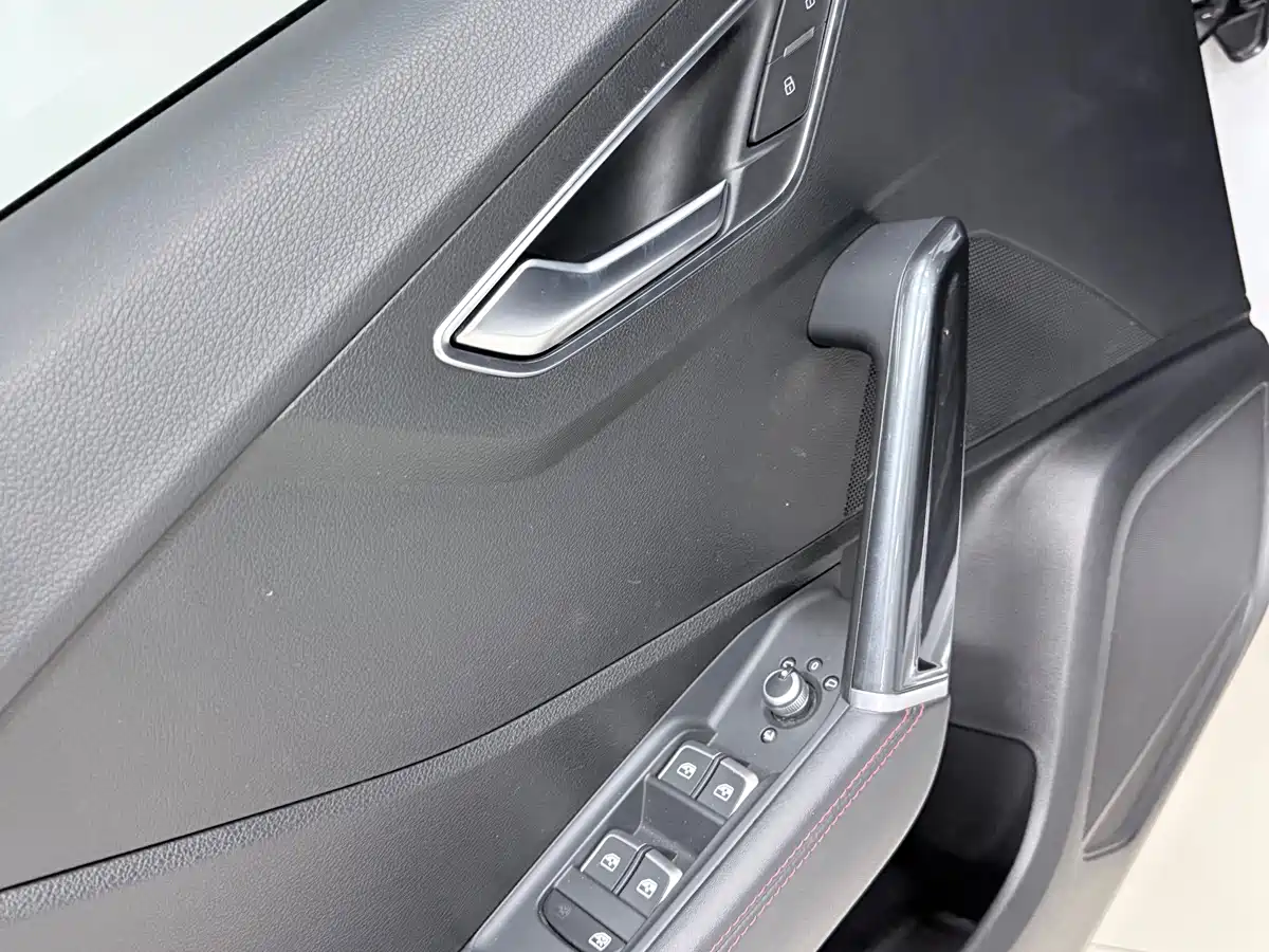 Audi Q2L 2022 35 TFSI Fashion Elegance фото 20