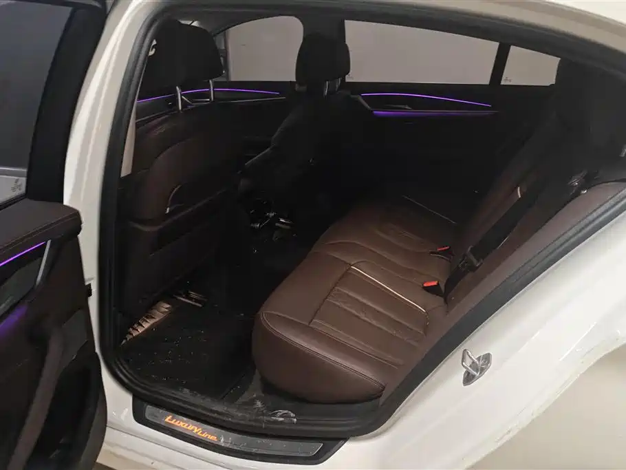 BMW 5 Series 2021 530Li Leading M Sport Package фото 11