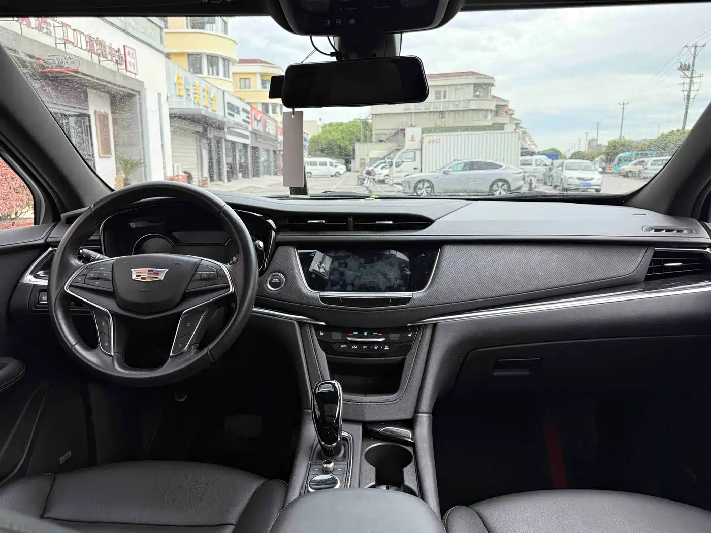 CADILLAC XT5