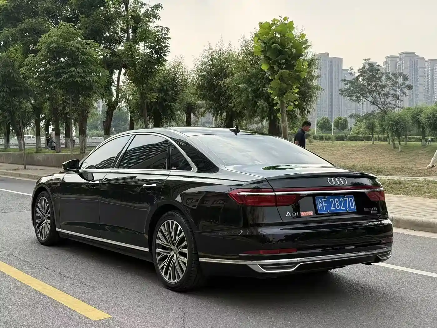 Audi A8 2018 A8L 55 TFSI quattro Luxury фото 4