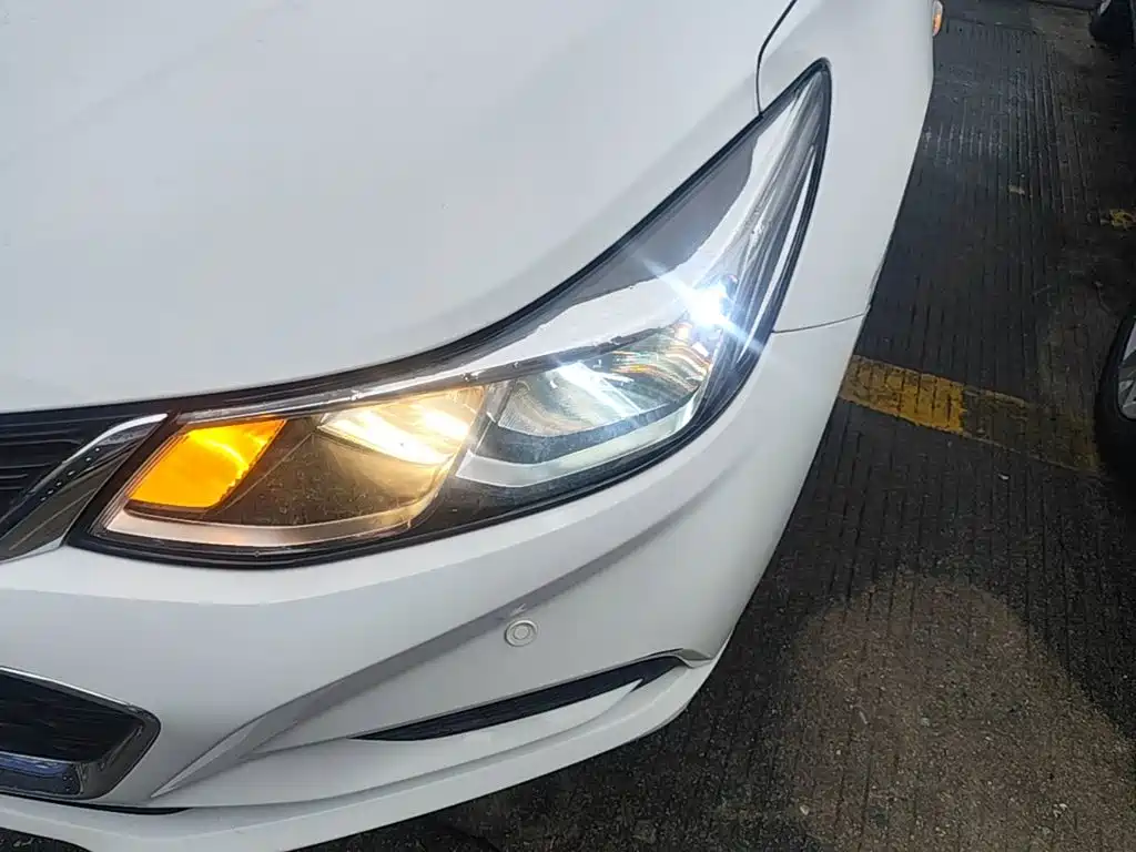 Chevrolet Cruze 2018 2018 Hatchback 320 Automatic Pioneer Sunroof Edition