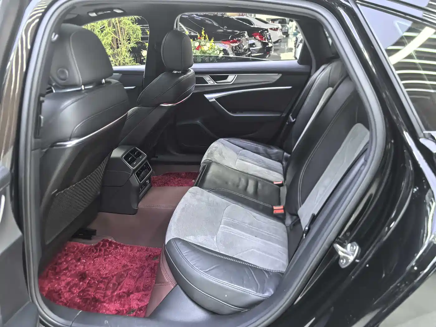 Audi A6L 2023 45 TFSI Premium Selection Dynamic фото 5