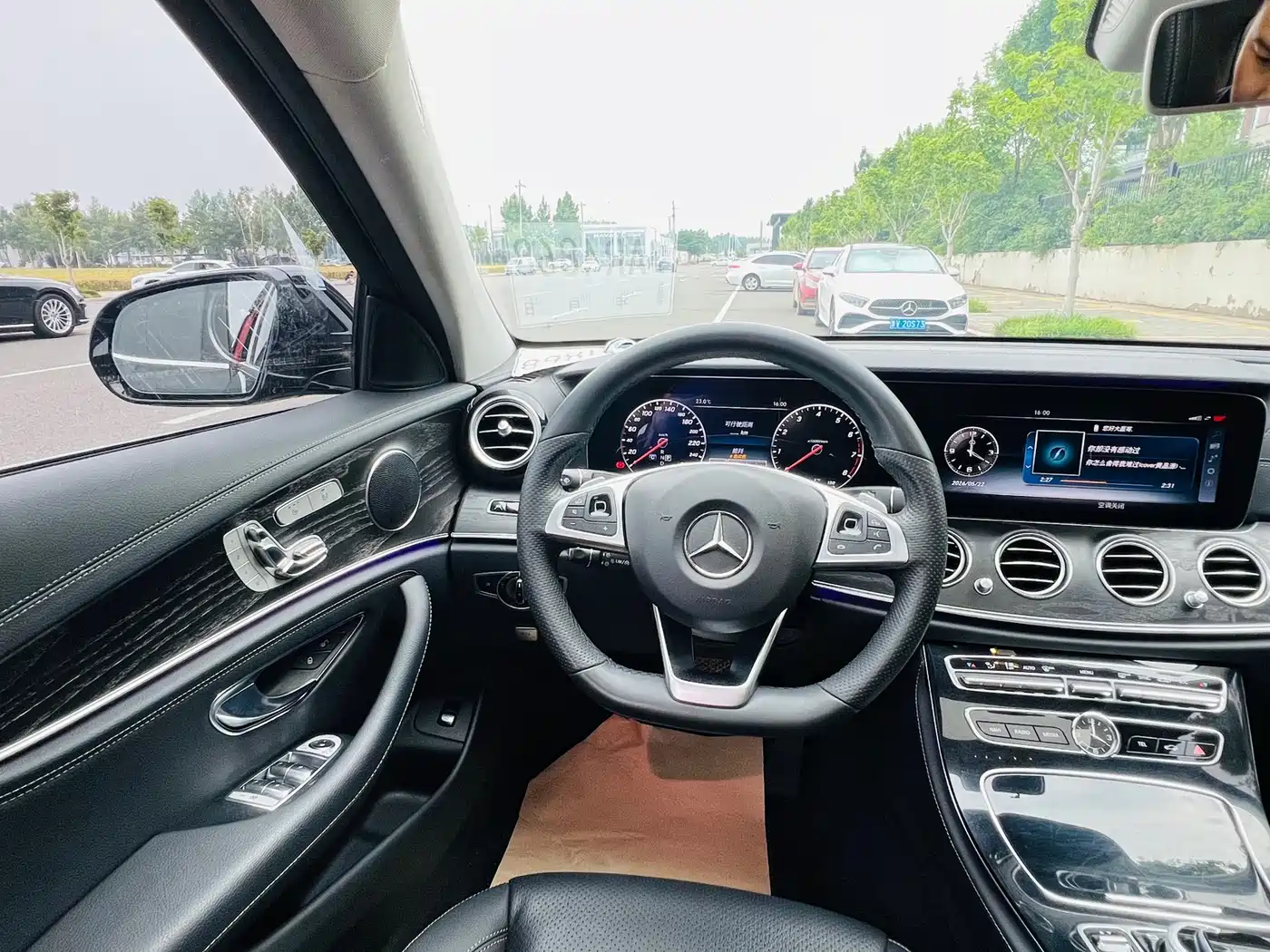 Mercedes-Benz E-Class 2016 E 300 L Sport Fashion Type фото 8