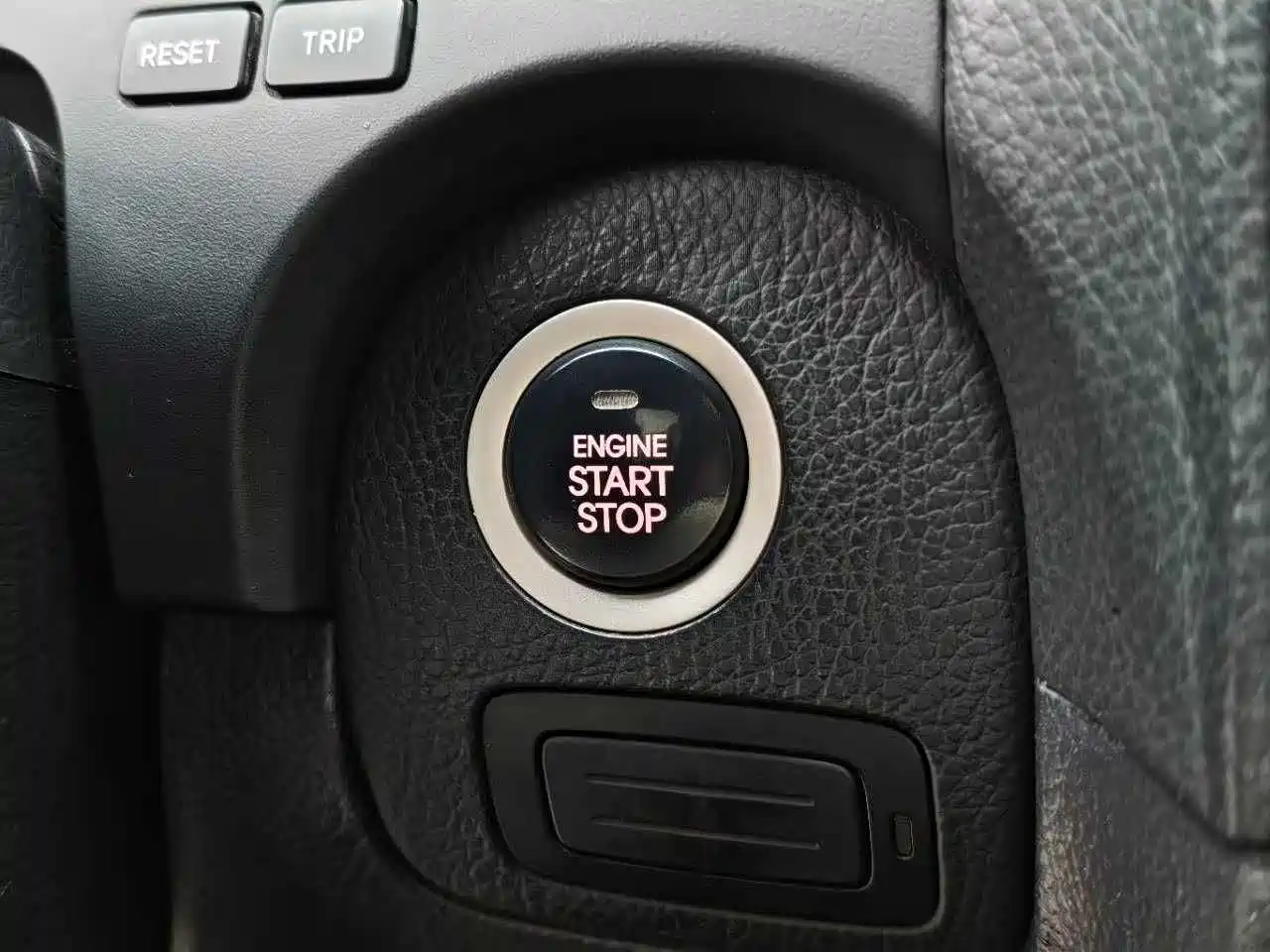 Kia Borego 2013 3.8L Luxury Edition China V фото 25