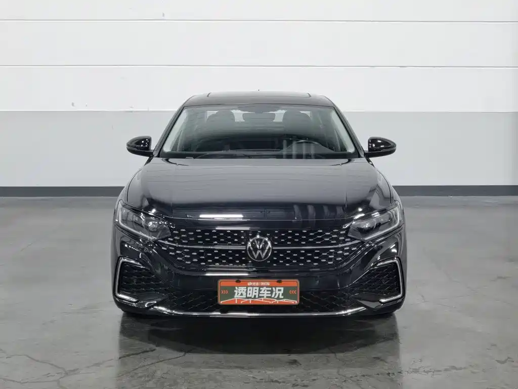 Фото 3 - Volkswagen Passat