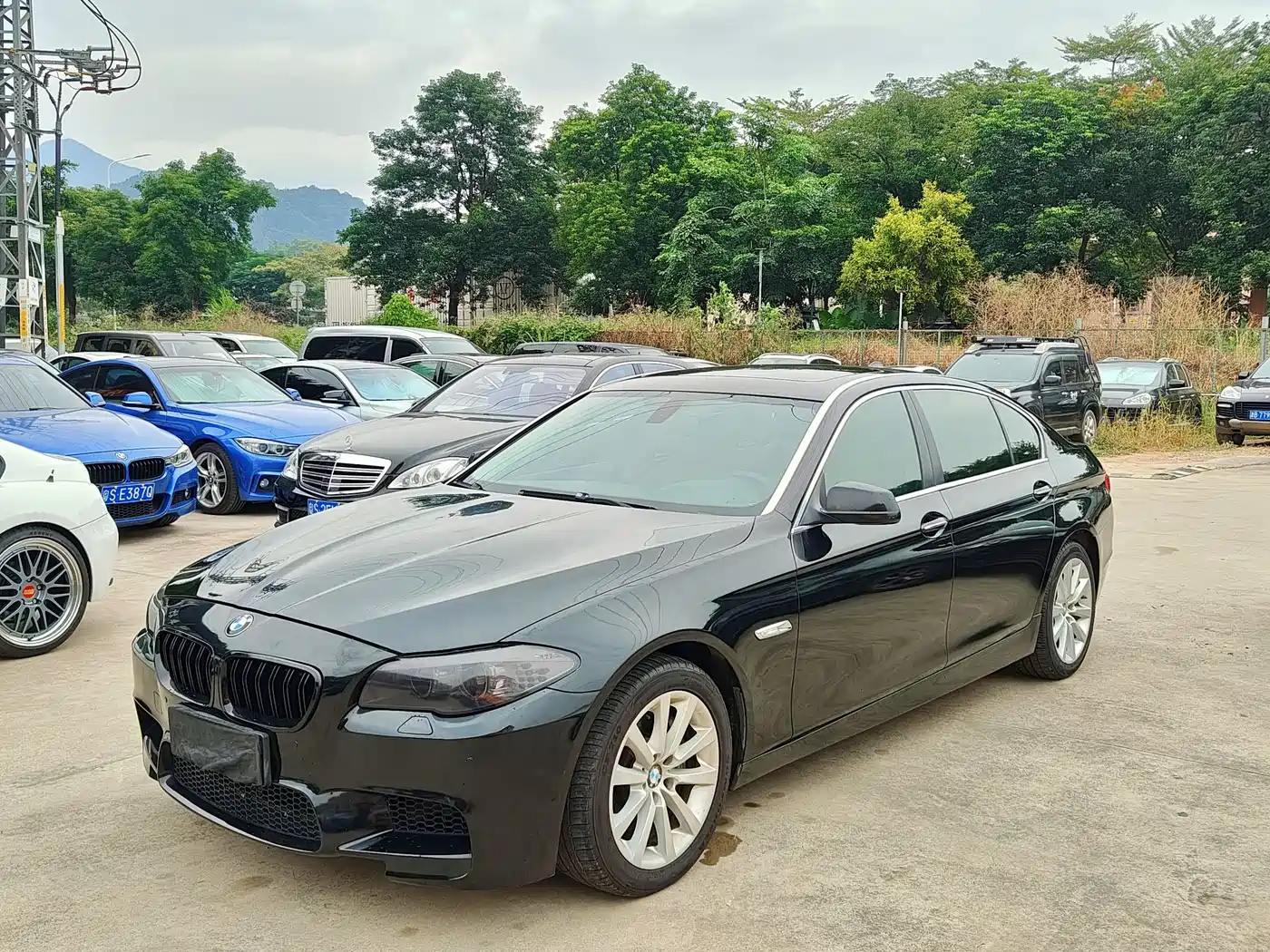 BMW 5 Series 2012 535Li Luxury фото 40