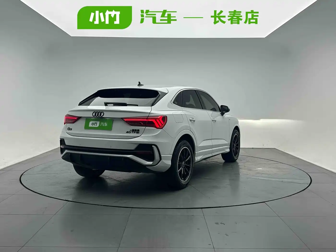 AUDI Q3 SPORTBACK