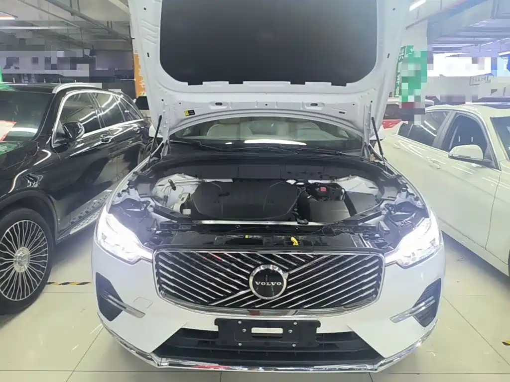 Volvo XC60 2026 2026 Model B5 AWD Smart Elite Luxury