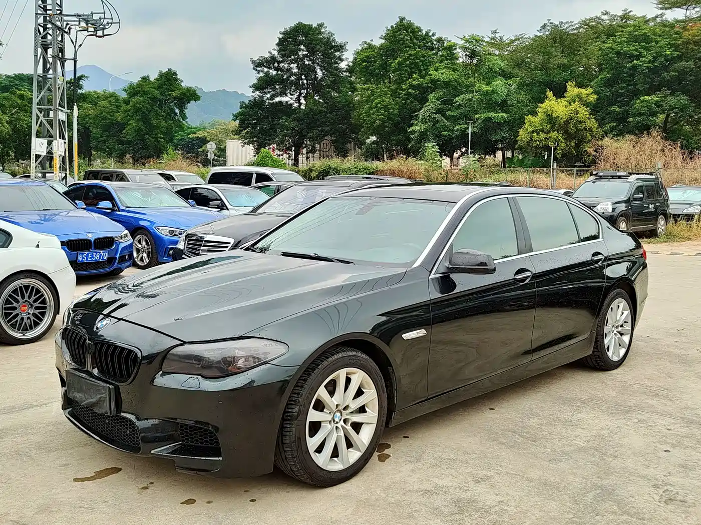 BMW 5 Series 2012 535Li Luxury фото 33