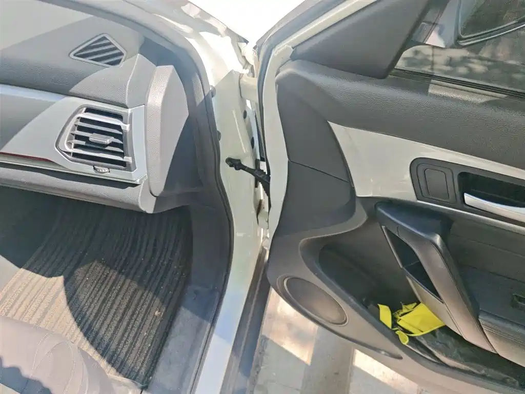 Фото 21 - Haval H2