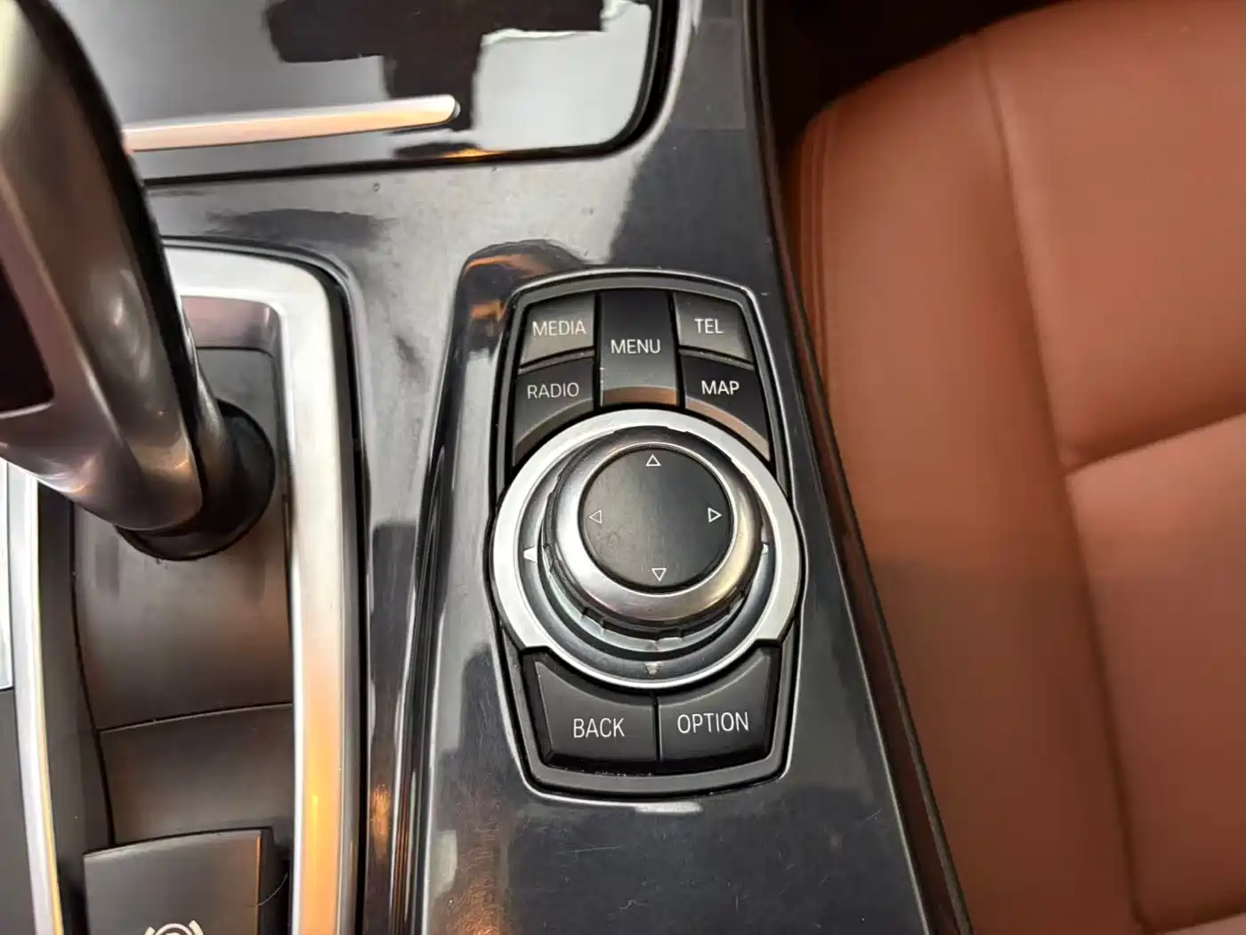 BMW 5 Series 2014 520Li Elegance фото 22