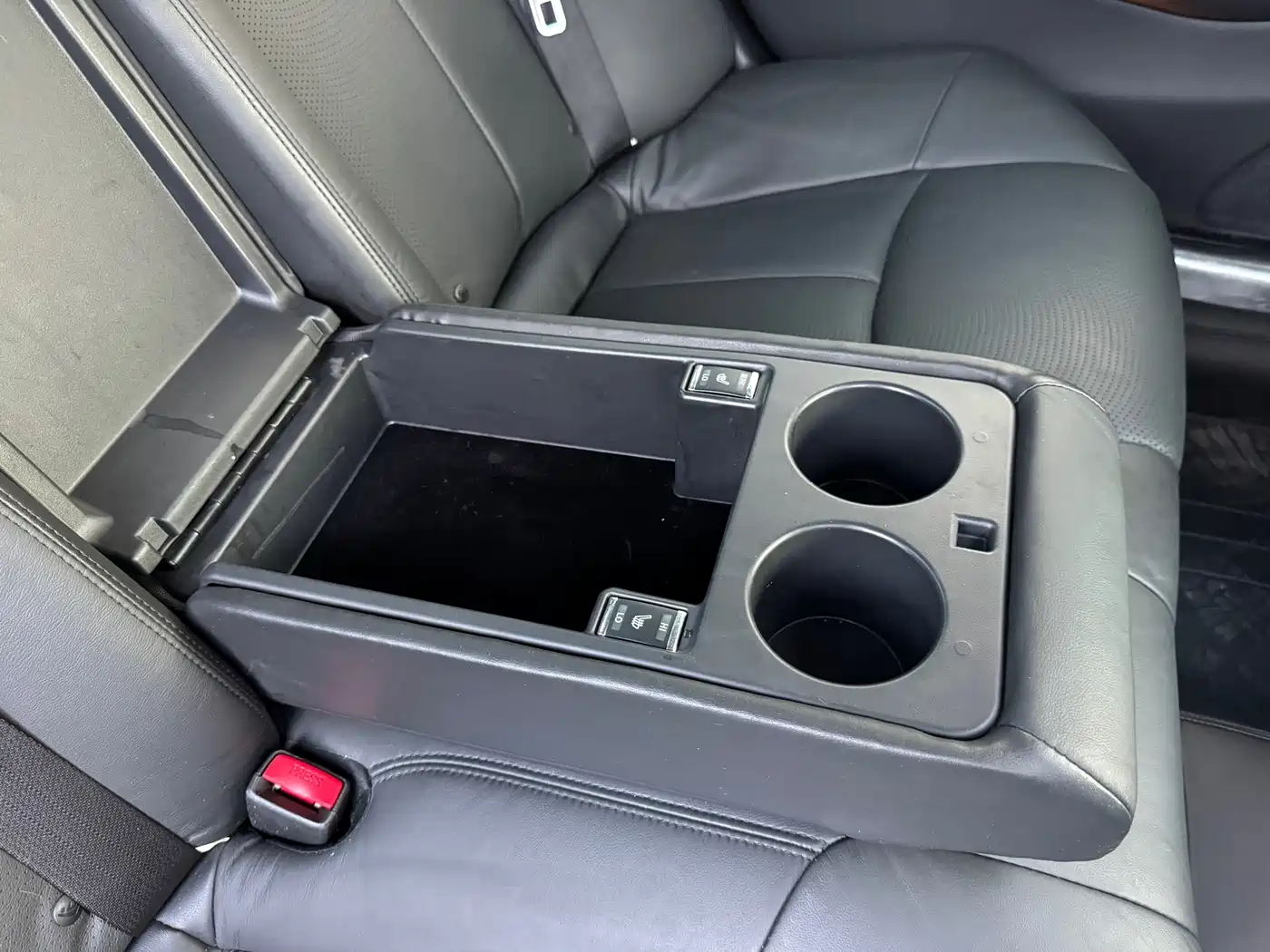 Фото 21 - Infiniti Q70