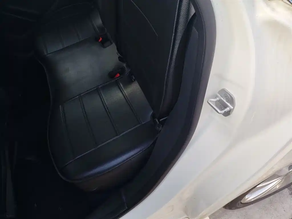 Mercedes-Benz B-Class 2015 B 200 Dynamic фото 17