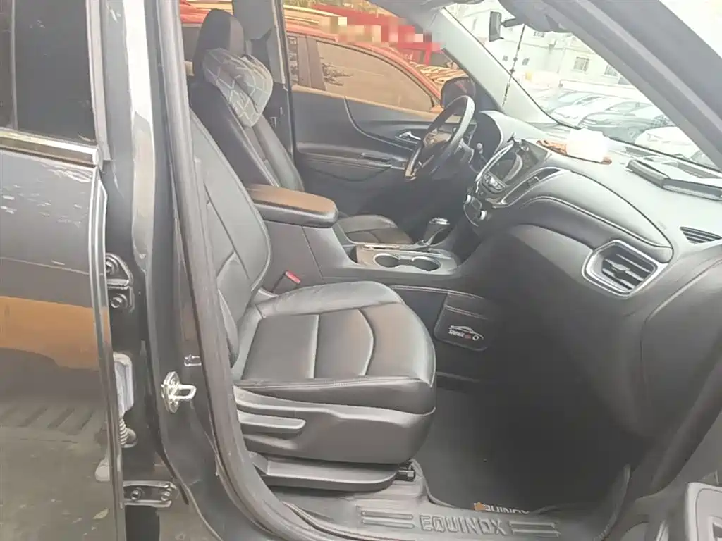 Chevrolet Equinox 2018 535T Automatic Control Edition фото 25
