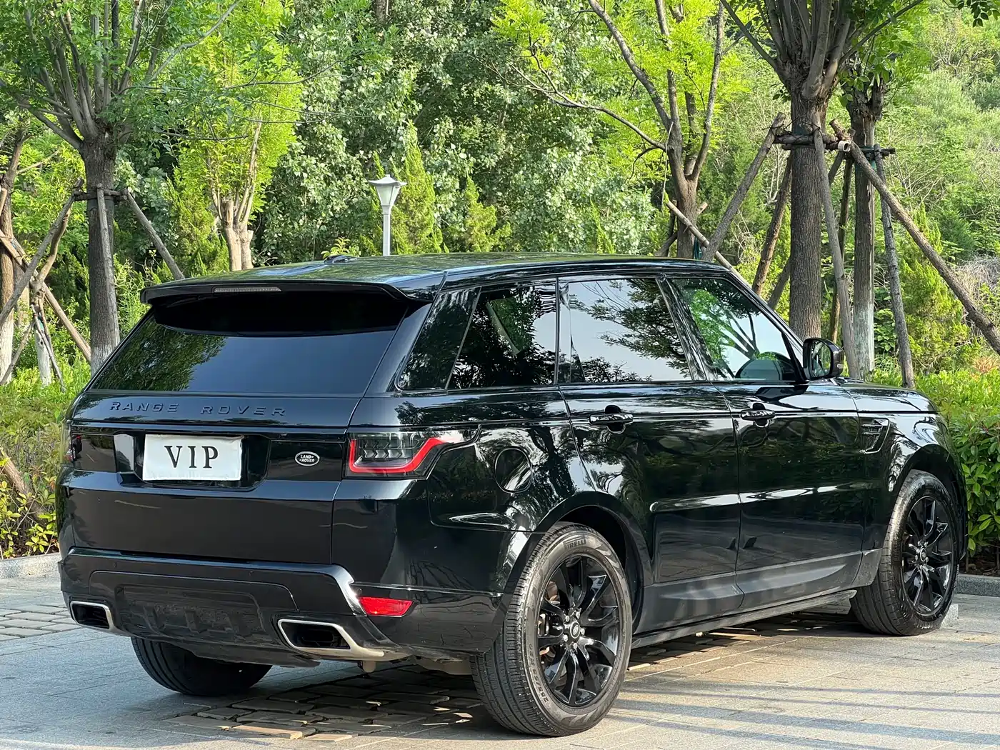 Land Rover Range Rover Sport фото 4
