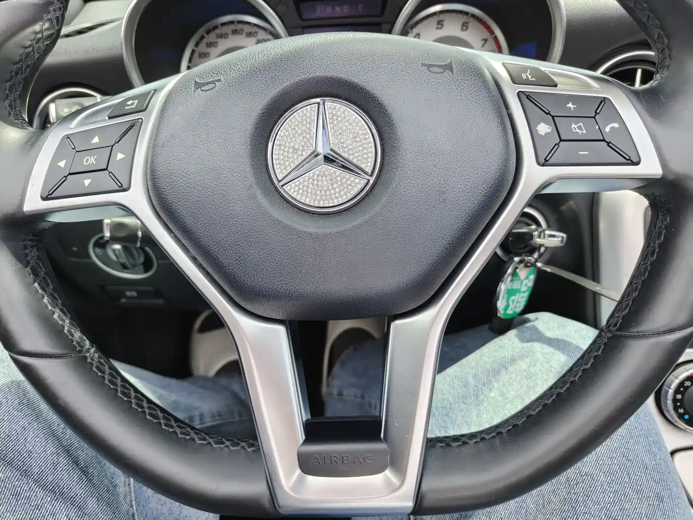 Mercedes-Benz SLK-Class 2011 SLK 200 Fashion фото 8