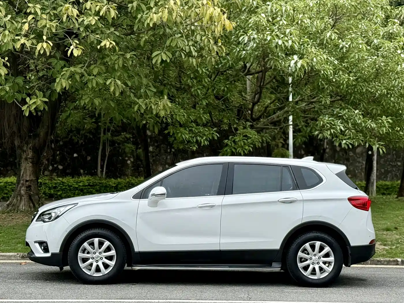 Buick Envision Plus 2018 20T 2WD Luxury фото 3