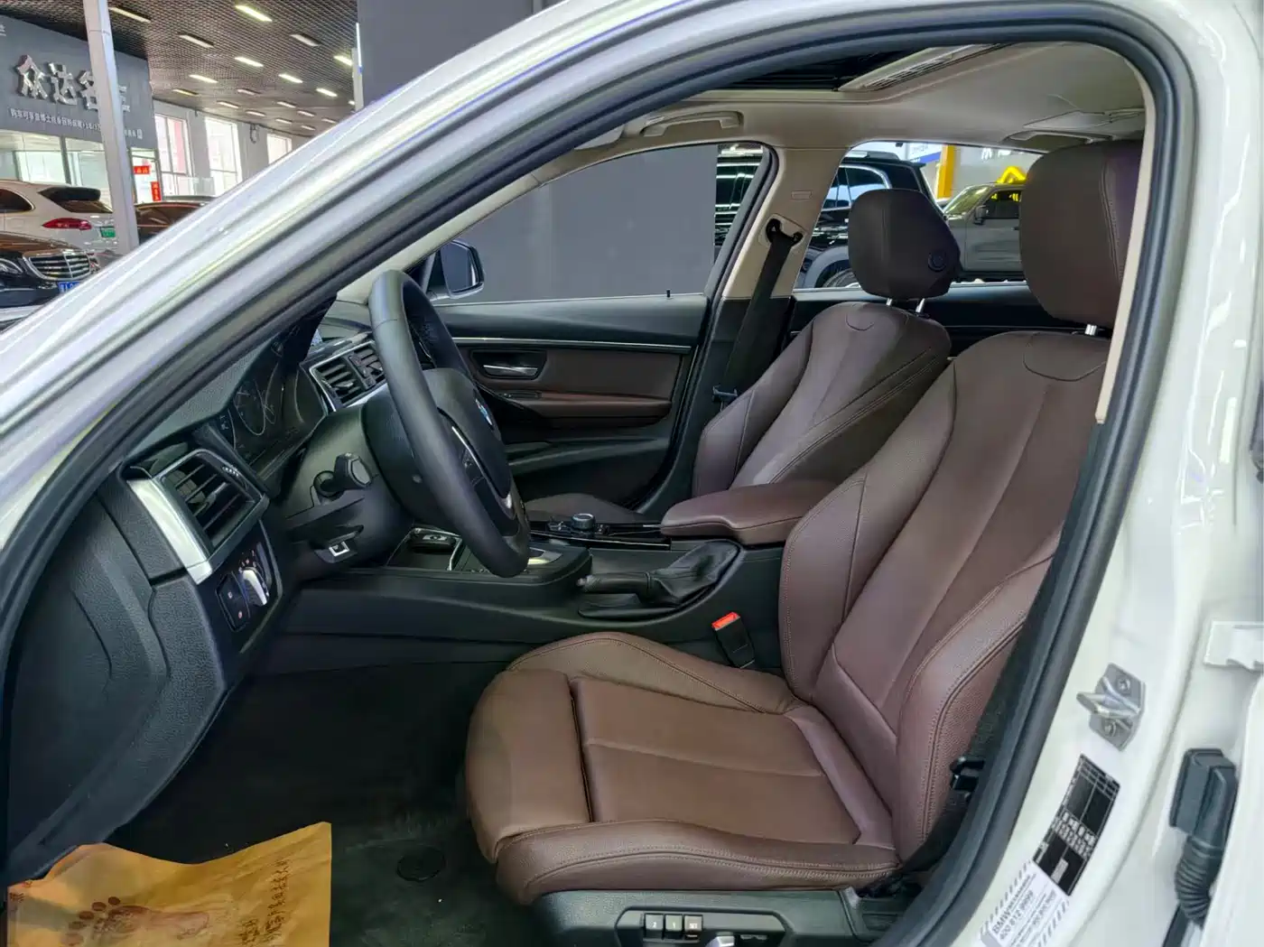 BMW 3 Series 2018 320Li Fashion Style фото 10