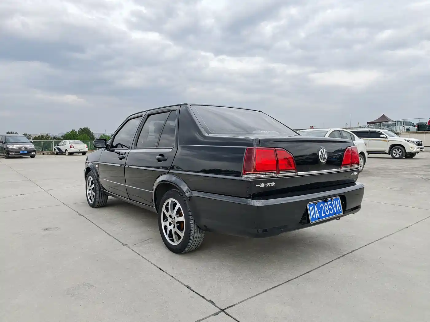 Volkswagen Jetta 2012 1.6L Commemorative Edition фото 4