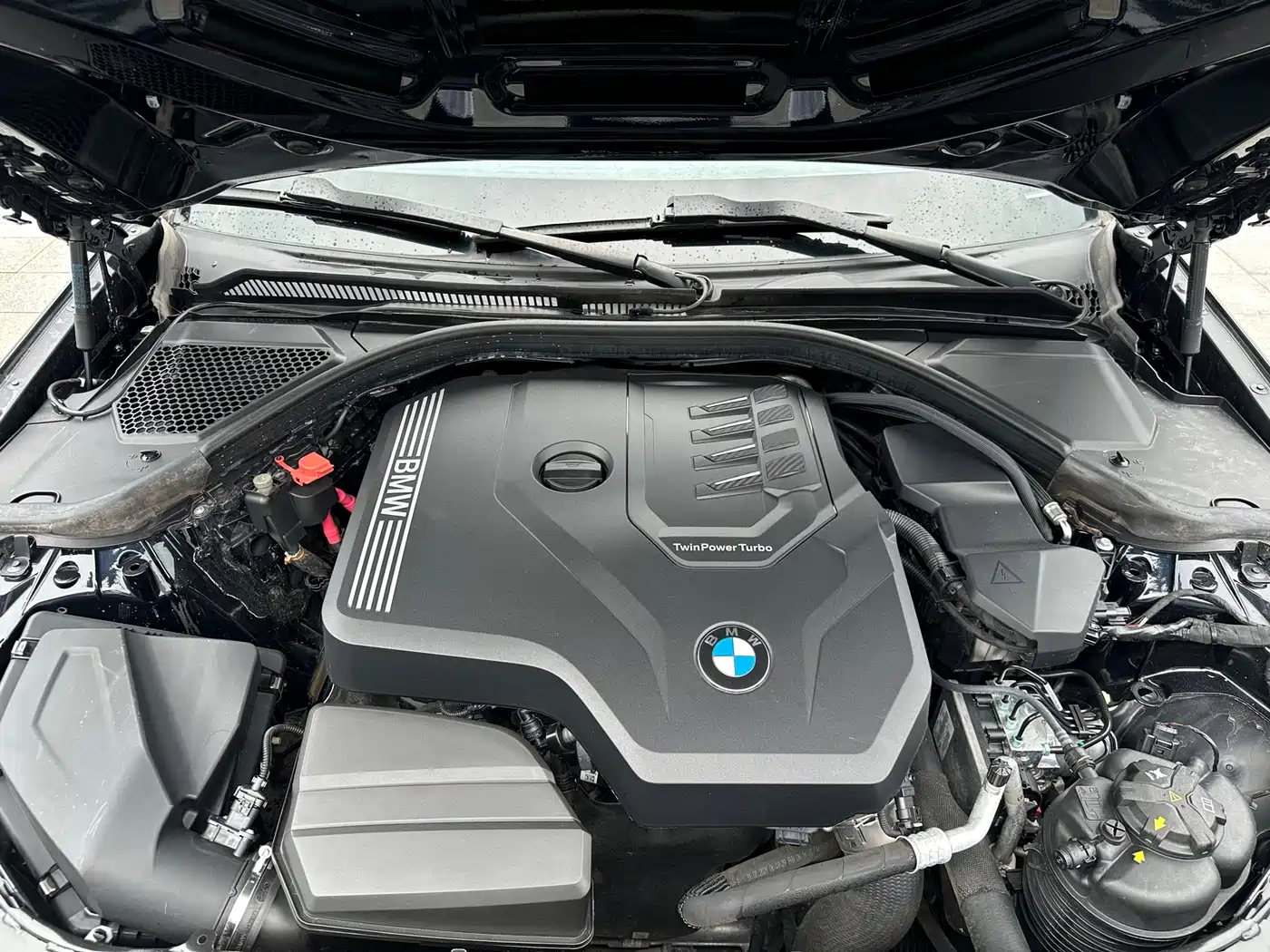 BMW 3 Series 2022 325Li M Sport Shadow Edition фото 25