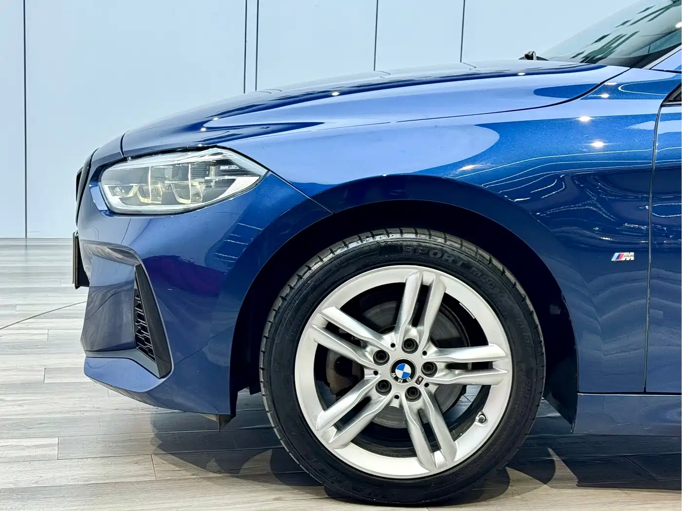 BMW 1 Series 2021 120i M Sport Shadow Edition фото 25