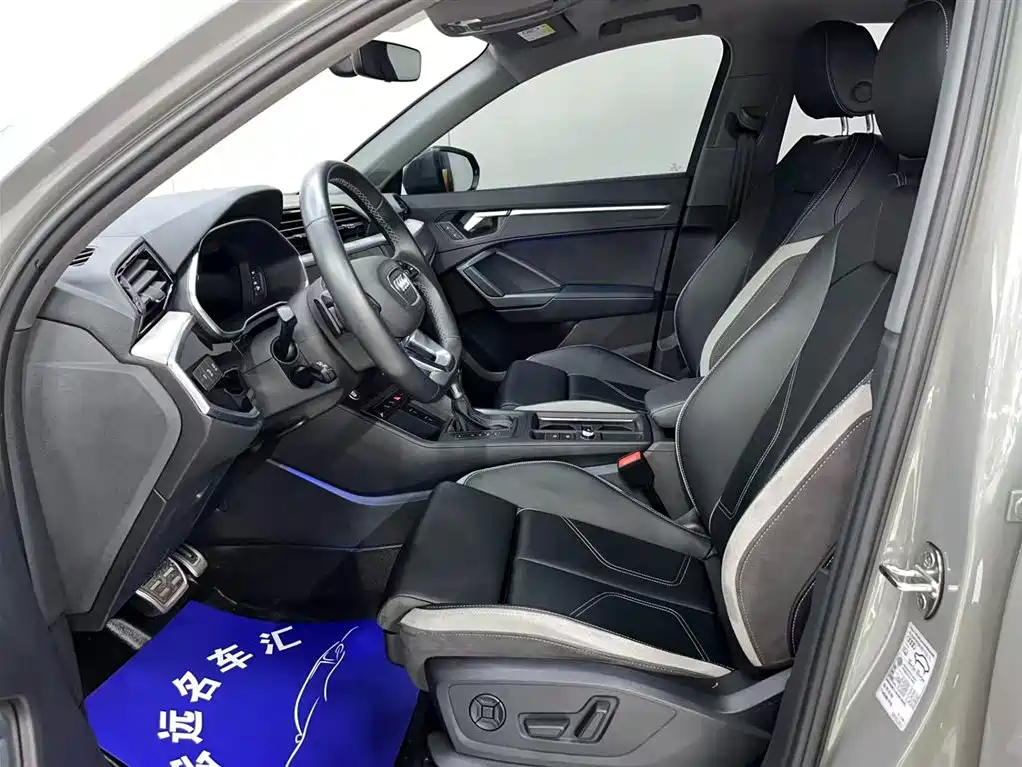 Audi Q3 2024 35 TFSI Fashion Sport фото 6
